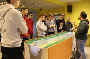 expo_nappe_ariena_avec_publics1